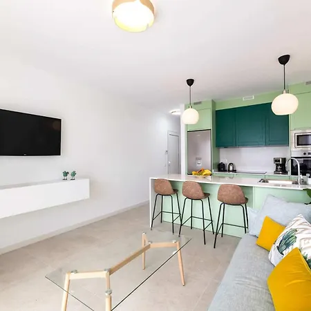 Appartement Tabaybas 7 Beachfront Pool Sea Views By Bayside Puerto del Carmen (Lanzarote)