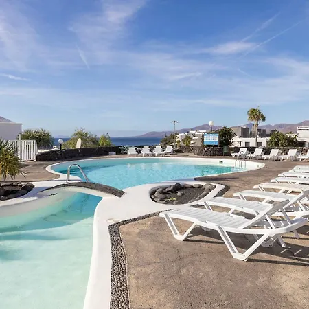 Tabaybas 7 Beachfront Pool Sea Views By Bayside 아파트