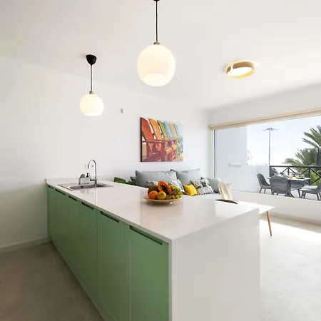 Tabaybas 7 Beachfront Pool Sea Views By Bayside Appartamento Puerto del Carmen (Lanzarote)